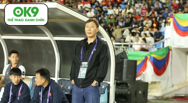 HLV Kim Sang-sik tạm gác tuyển Việt Nam, dồn sức chuẩn bị SEA Games 33 với U22.