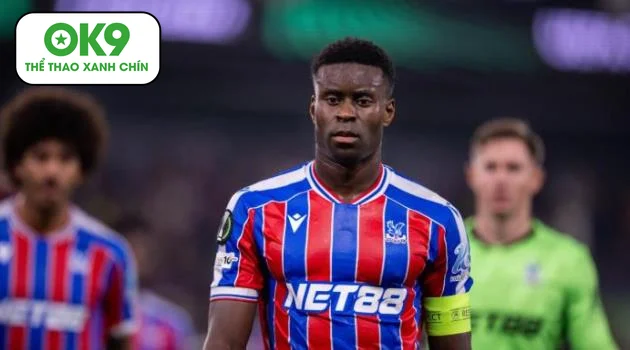 Man Utd tái hiện chiêu Alexis Sanchez để vượt mặt Liverpool vụ Guehi, chiêu mộ trung vệ tài năng.