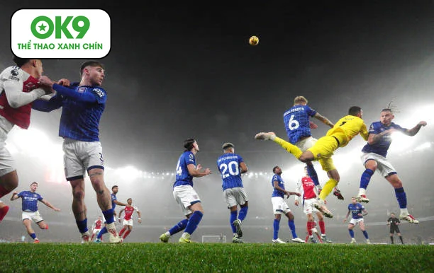 Ngoại hạng Anh 2025/26 chứng kiến bàn thắng từ bóng sống lao dốc mạnh mẽ sau 11 vòng đấu.