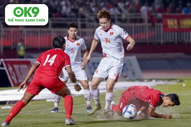 Việt Nam duy trì vị thế top 20 châu Á sau chiến thắng bóng đá trước Lào.